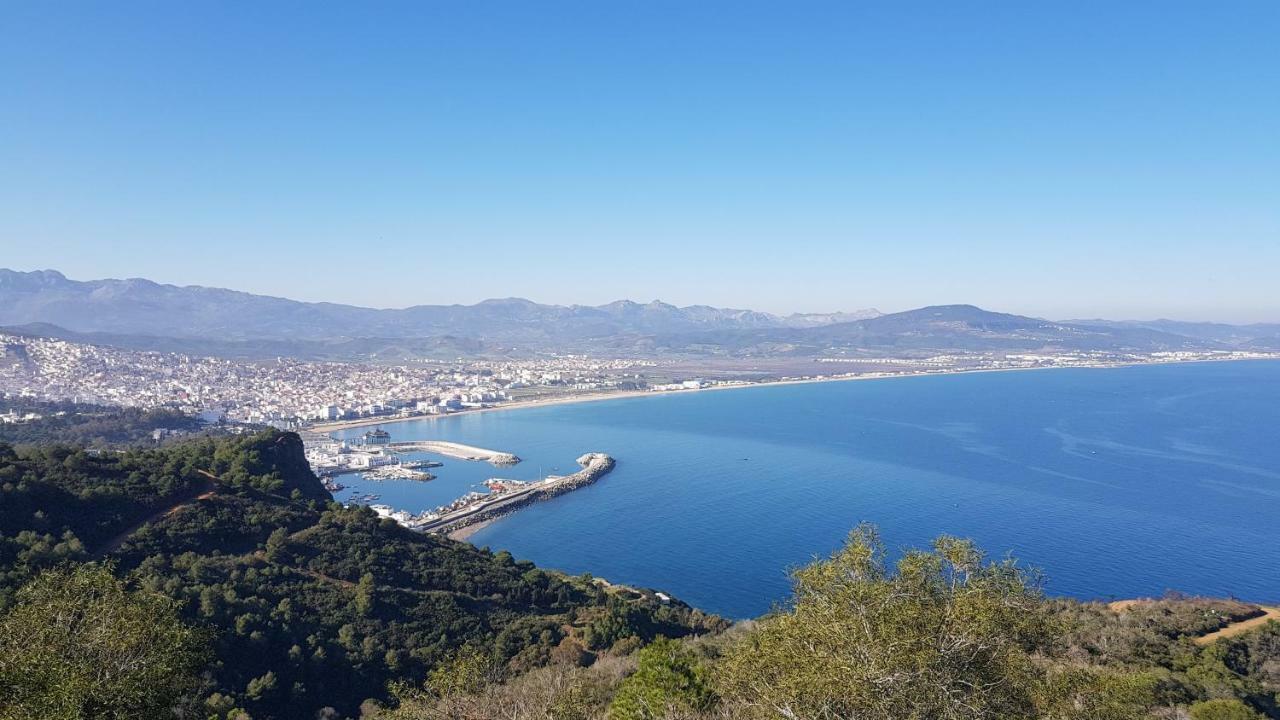 Jolie Appartement Vue Mer M'Diq Eksteriør billede